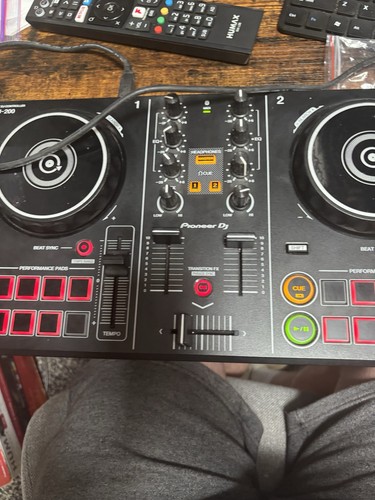 Pioneer ddj200 channel - pioneer,