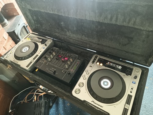Complete pioneer setup - dj,